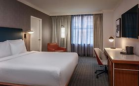 Courtyard By Marriott Boston Downtown